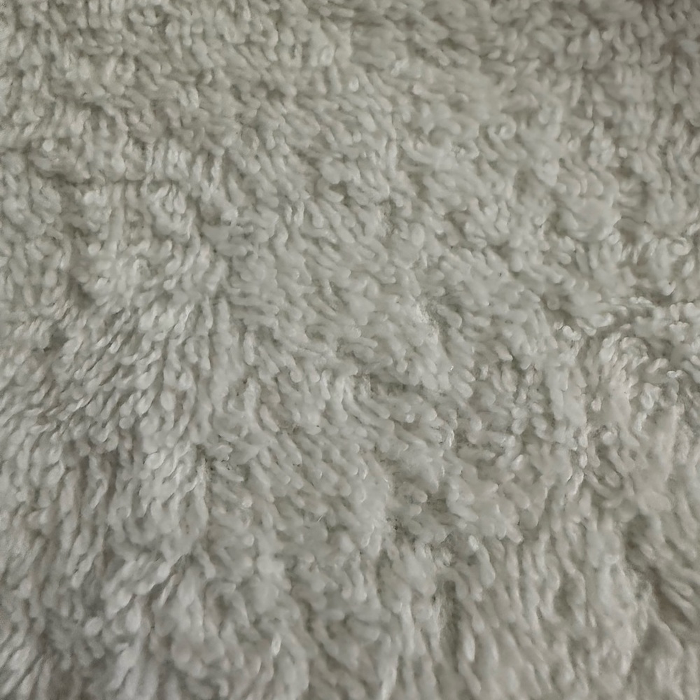 Roller Rabbit Robe with Green Heart Print - Picture 12 of 13